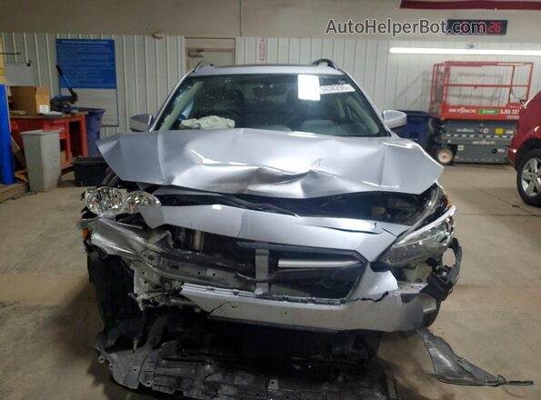 JF2GTADC1K8280369 2019 SUBARU CROSSTREK Серебряный Вид спереди
