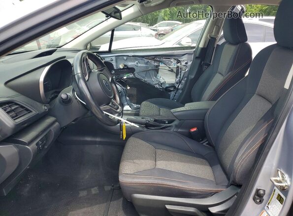JF2GTADC9JH239678 2018 SUBARU CROSSTREK Синий Вид салона спереди