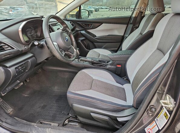 JF2GTADCXJH325680 2018 SUBARU CROSSTREK Gray Widok wnętrza z przodu