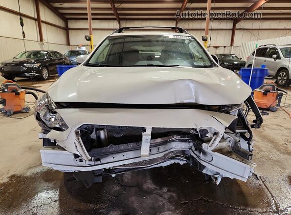 JF2GTAEC4KH258641 2019 SUBARU CROSSTREK White Вид спереду