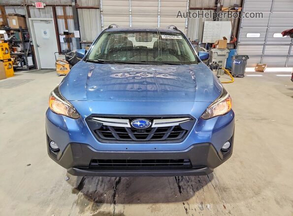 JF2GTAEC6MH249040 2021 SUBARU CROSSTREK Blue Вид спереду