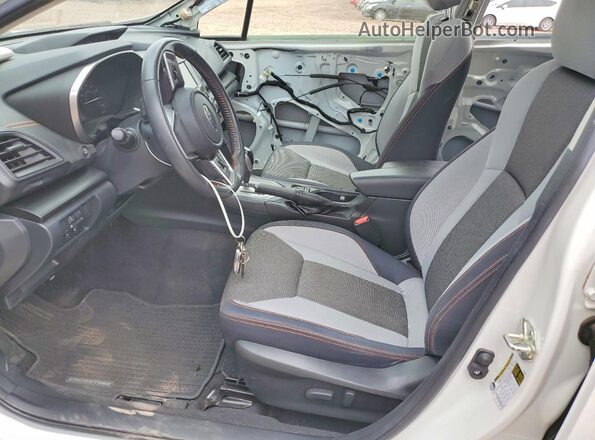 JF2GTAEC6MH668893 2021 SUBARU CROSSTREK Белый Вид салона спереди