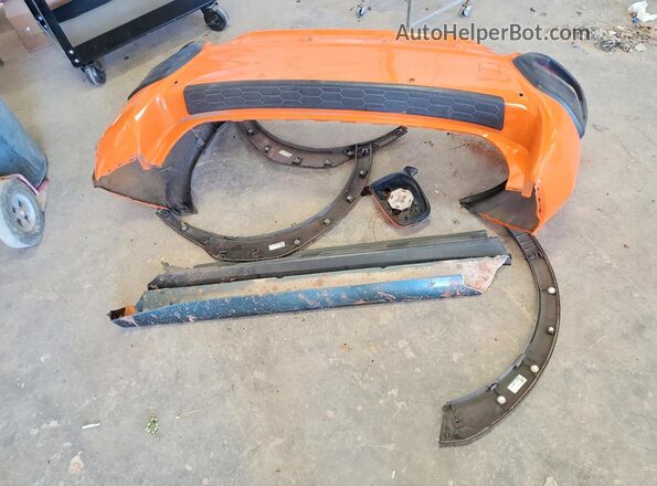 JF2GTALC1J8351876 2018 SUBARU CROSSTREK Orange Vista de la etiqueta del VIN