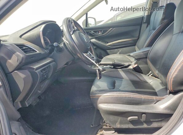JF2GTALC6JH293604 2018 SUBARU CROSSTREK Silver Widok wnętrza z przodu