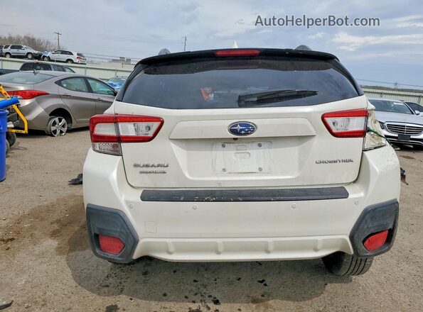JF2GTAMC4J8240124 2018 SUBARU CROSSTREK Белый Вид сзади