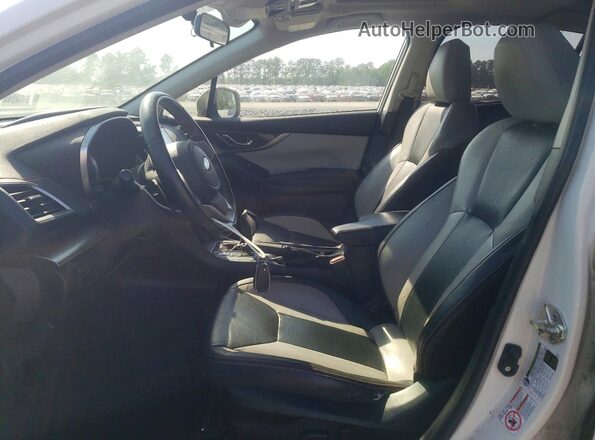 JF2GTAMC5J8258910 2018 SUBARU CROSSTREK White Widok wnętrza z przodu