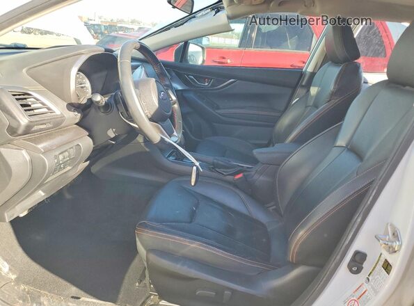 JF2GTAMCXKH375397 2019 SUBARU CROSSTREK Белый Вид салона спереди