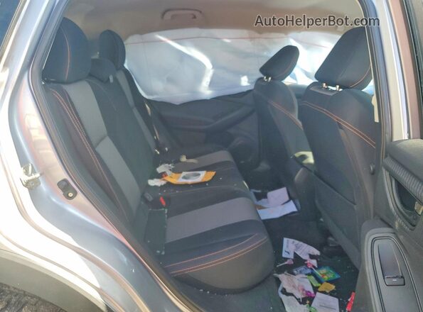 JF2GTAPC6L8235490 2020 SUBARU CROSSTREK Silver Вид задньої частини салону