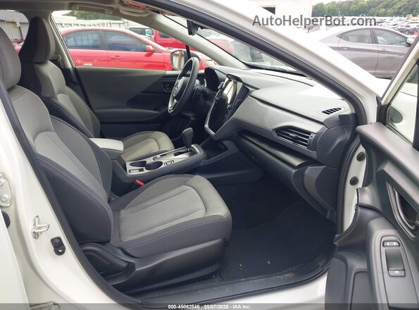 JF2GUADC2R8244844 2024 SUBARU CROSSTREK Белый Вид салона спереди
