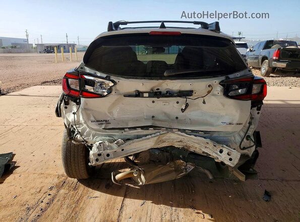 JF2GUADC2R8323981 2024 SUBARU CROSSTREK White Вид ззаду