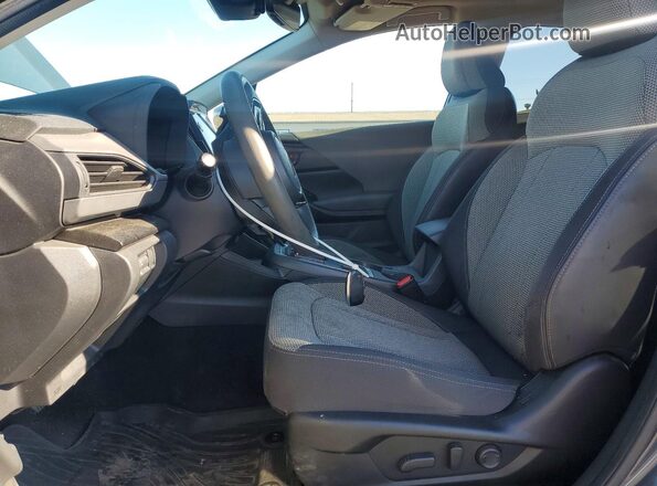 JF2GUADC2RH229180 2024 SUBARU CROSSTREK Charcoal Widok wnętrza z przodu