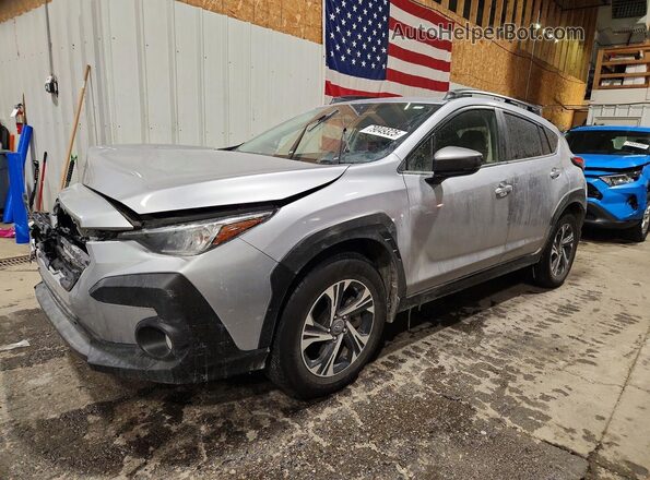 JF2GUADC4R8242383 2024 SUBARU CROSSTREK Silver წინა მარცხენა ხედი სამი მეოთხედიდან