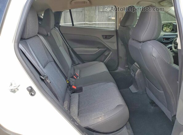 JF2GUADC5R8352553 2024 SUBARU CROSSTREK White Widok tylnych siedzeń