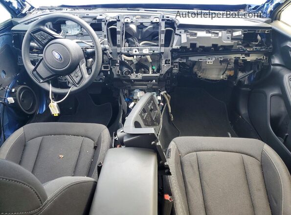 JF2GUHDC3SH212886 2025 SUBARU CROSSTREK Blue Widok deski rozdzielczej