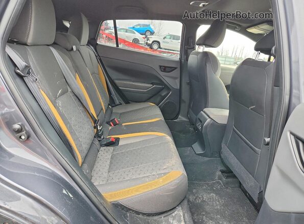 JF2GUHFC3RH360754 2024 SUBARU CROSSTREK Gray Widok tylnych siedzeń