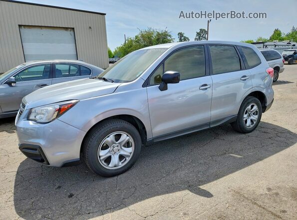 JF2SJAAC7JH453430 2018 SUBARU FORESTER Серебряный Передняя левая четверть