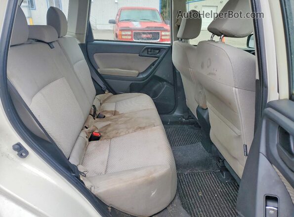 JF2SJABC0JH518309 2018 SUBARU FORESTER Белый Вид задней части салона