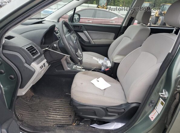 JF2SJABC2HH406721 2017 SUBARU FORESTER 2.5 Green Front interior view