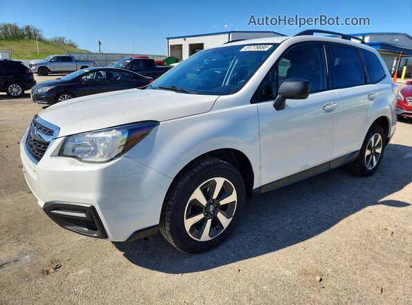JF2SJABC2JH568872 2018 SUBARU FORESTER Белый Передняя левая четверть