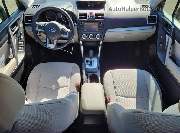 JF2SJABC2JH568872 2018 SUBARU FORESTER Белый Вид панели приборов