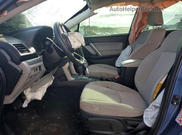 JF2SJABC3HH494873 2017 SUBARU FORESTER Синий Вид салона спереди