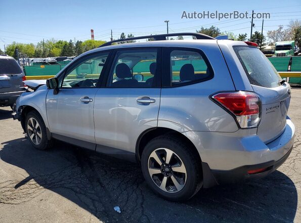 JF2SJABC3JH588337 2018 SUBARU FORESTER Silver Trasero izquierdo