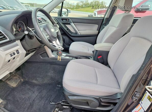 JF2SJABC5HH554796 2017 SUBARU FORESTER Blue Vista interior delantera