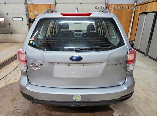 JF2SJABC8JH552661 2018 SUBARU FORESTER Серебряный Вид сзади