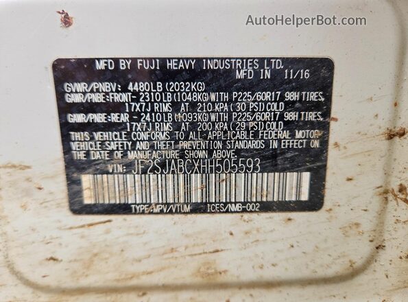 JF2SJABCXHH505593 2017 SUBARU FORESTER White Widok komory silnika