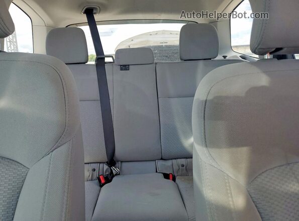 JF2SJABCXJH451573 2018 SUBARU FORESTER Blue Vista de los asientos traseros