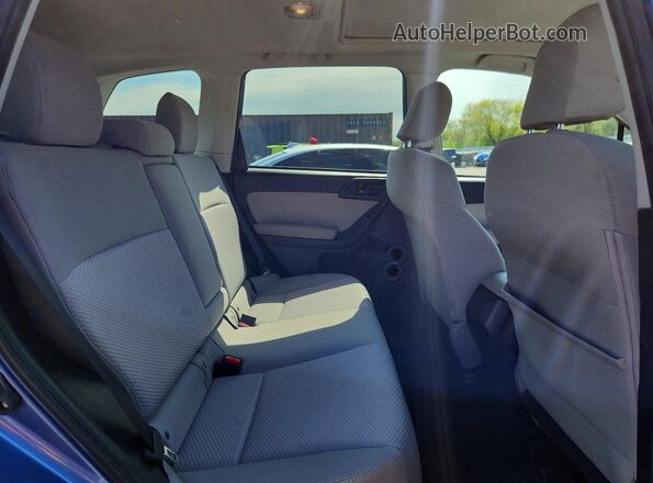 JF2SJADC7GH412865 2016 SUBARU FORESTER Blue Widok wnętrza z tyłu