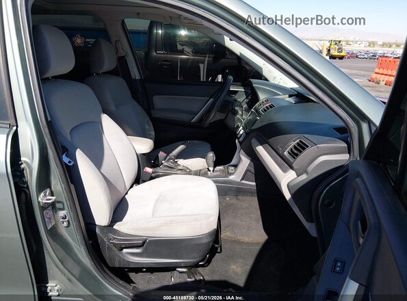 JF2SJAEC2HH418914 2017 SUBARU FORESTER Gray Front interior view