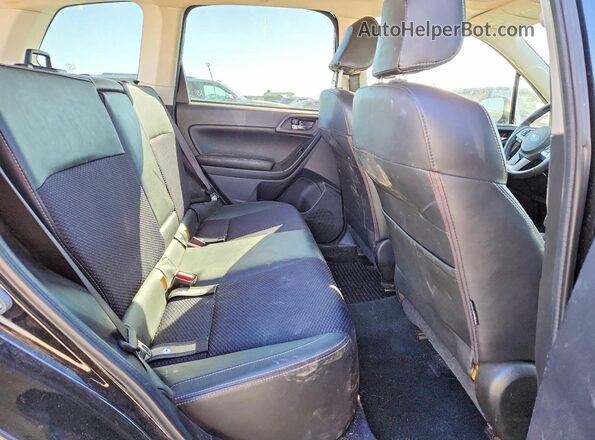 JF2SJAEC2JH475989 2018 SUBARU FORESTER Black Vista interior trasera