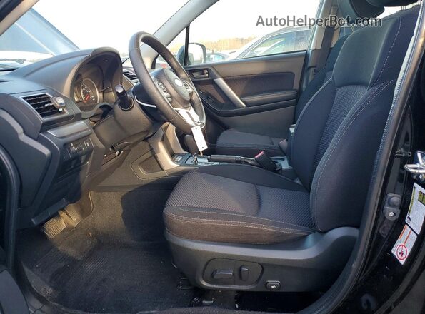 JF2SJAEC2JH543739 2018 SUBARU FORESTER 2.5 Черный Вид салона спереди