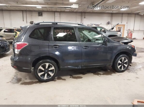 JF2SJAEC3HH426973 2017 SUBARU FORESTER 2.5 Серый Вид задней части салона