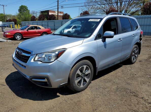 JF2SJAEC4HH475809 2017 SUBARU FORESTER Серебряный Передняя левая четверть