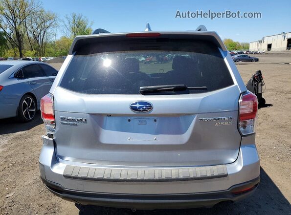 JF2SJAEC4HH475809 2017 SUBARU FORESTER Серебряный Вид сзади