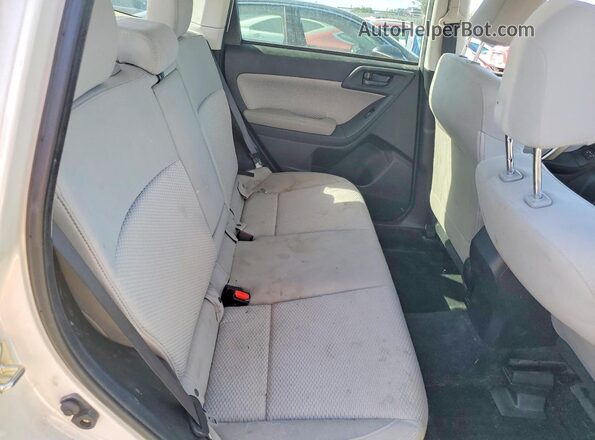 JF2SJAEC6JH429694 2018 SUBARU FORESTER Белый Вид задней части салона
