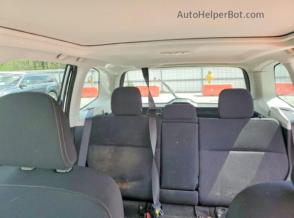 JF2SJAEC8JH455147 2018 SUBARU FORESTER Silver Widok tylnych siedzeń