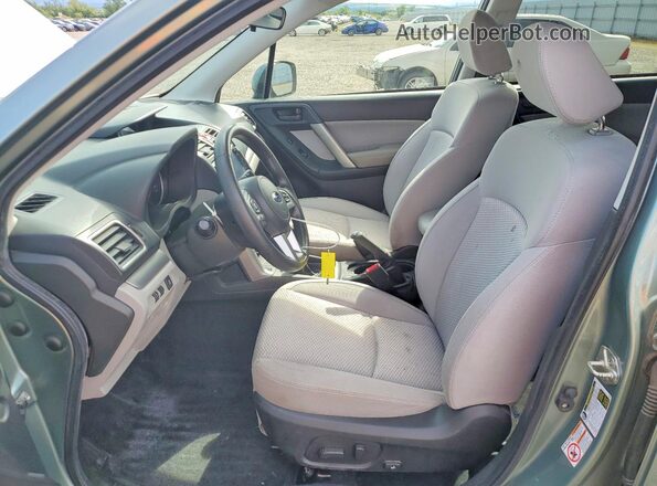 JF2SJAECXHG589660 2017 SUBARU FORESTER Green Widok wnętrza z przodu