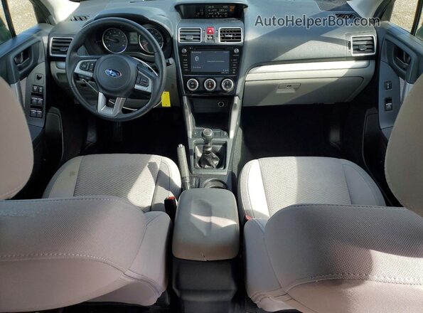 JF2SJAECXHG589660 2017 SUBARU FORESTER Green Widok deski rozdzielczej