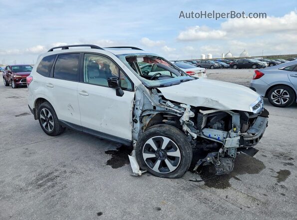 JF2SJAECXHH532899 2017 SUBARU FORESTER White Delantero derecho