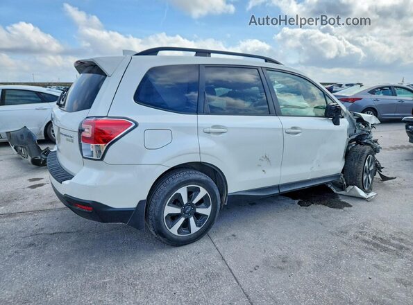JF2SJAECXHH532899 2017 SUBARU FORESTER White Trasero derecho