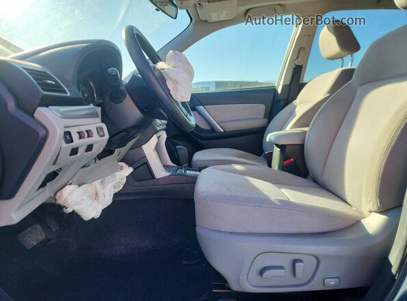JF2SJAFC4GH547394 2016 SUBARU FORESTER Зеленый Вид салона спереди