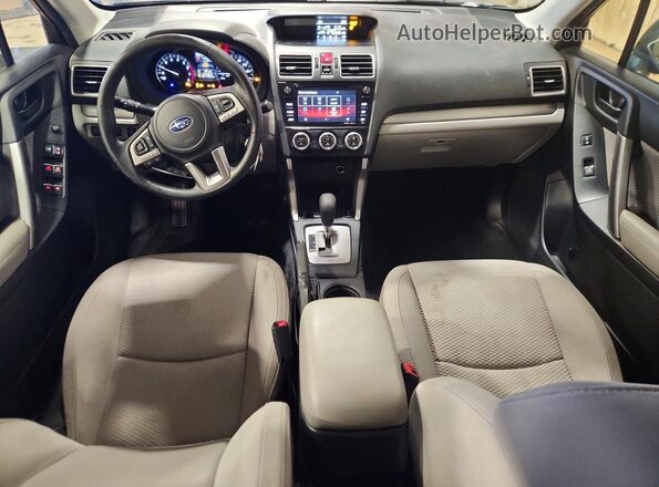 JF2SJAGC2HH484425 2017 SUBARU FORESTER Угольный Вид панели приборов
