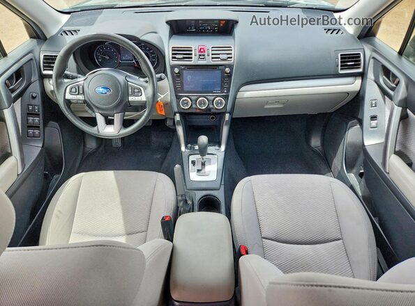 JF2SJAGC5HH540213 2017 SUBARU FORESTER 2.5 Зеленый Вид панели приборов