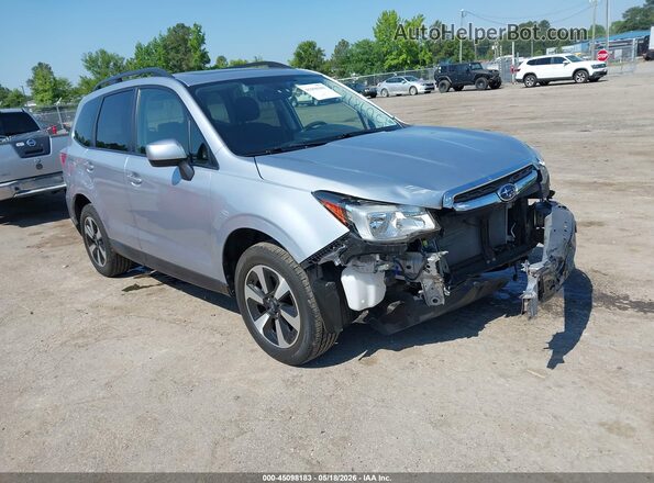 JF2SJAGC8HH560732 2017 SUBARU FORESTER Серебряный Передняя правая четверть