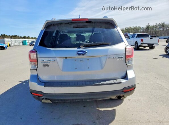 JF2SJAJC0HH488272 2017 SUBARU FORESTER Серебряный Вид сзади