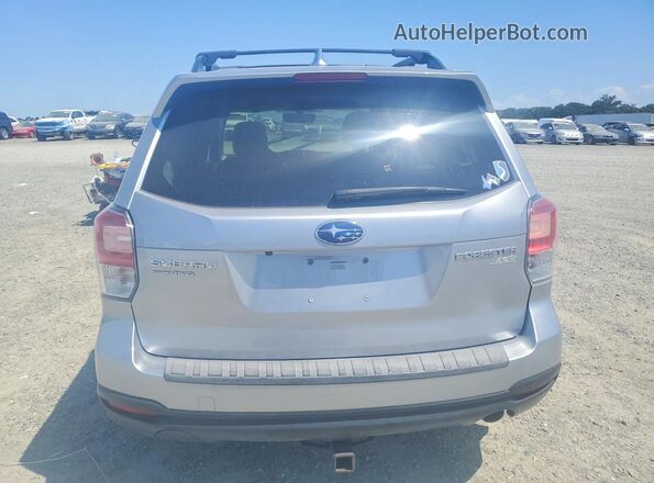 JF2SJAJC1HH487180 2017 SUBARU FORESTER Серебряный Вид сзади