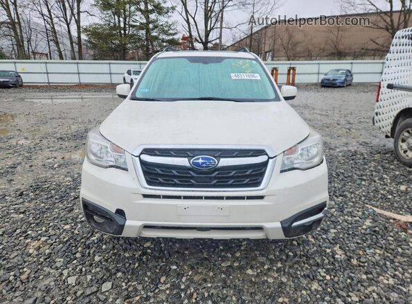 JF2SJAJC1HH535115 2017 SUBARU FORESTER Белый Вид спереди